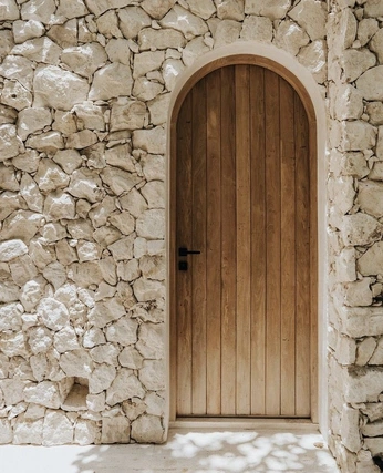 A cover of "portail" cluster. The owner is leavon. The cluster consists of 1 element.