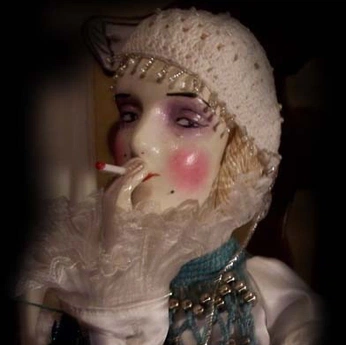 A cover of "dolls" cluster. The owner is enochdrebber. The cluster consists of 169 elements.