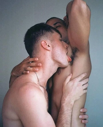 A cover of "kink" cluster. The owner is bubaki. The cluster consists of 119 elements.