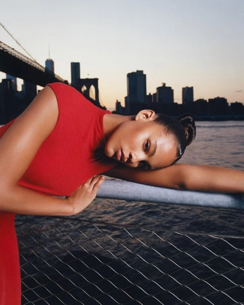 A cover of "SITC lipgloss campaign" cluster. The owner is itsreallyell. The cluster consists of 22 elements.