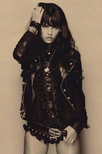 A cover of "another stupid project" cluster. The owner is wiktoriarudek. The cluster consists of 18 elements.