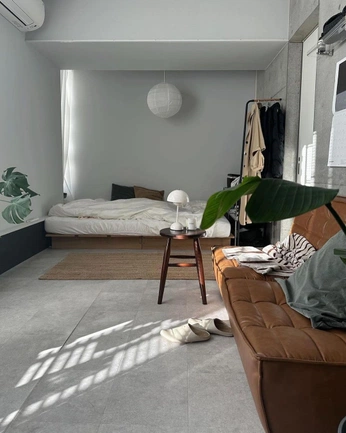 A cover of "Room Inspo" cluster. The owner is debo767. The cluster consists of 1 element.