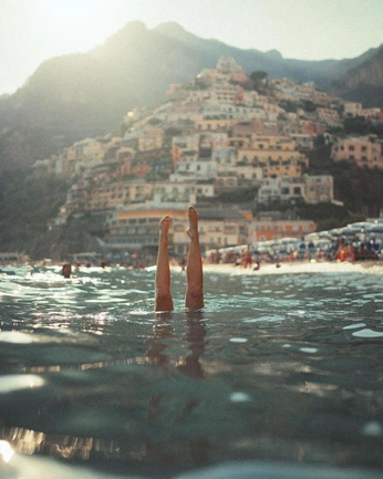 A cover of "SUMMER" cluster. The owner is mandarina. The cluster consists of 129 elements.