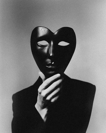 A cover of "Tattoo" cluster. The owner is dranaqueenie. The cluster consists of 20 elements.