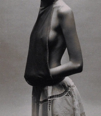 A cover of "Details" cluster. The owner is hilina. The cluster consists of 26 elements.