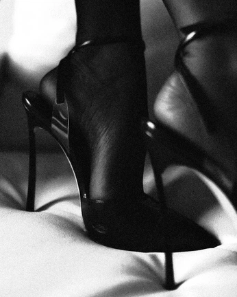 A cover of "fetichezapato" cluster. The owner is m444r. The cluster consists of 4 elements.