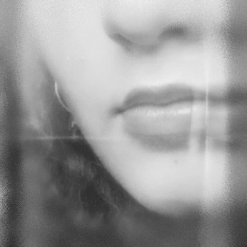 A cover of "bw close ups" cluster. The owner is josephmorrison. The cluster consists of 20 elements.