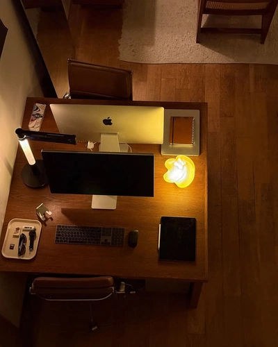 An Instagram carousel post added by stevebucks on Apr 19, 2025. The author is @ldnloft.