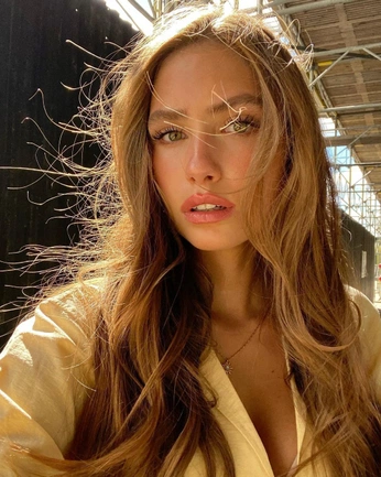 A cover of "inta mood" cluster. The owner is dudacezario. The cluster consists of 2 elements.