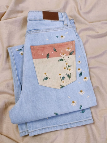 A cover of "d- painting" cluster. The owner is knrogers. The cluster consists of 6 elements.