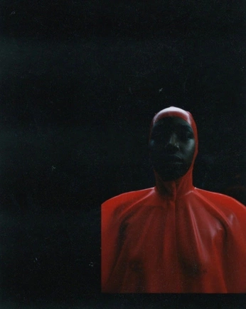 A cover of "roloc" cluster. The owner is leyra. The cluster consists of 43 elements.