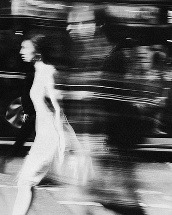 A cover of "motion" cluster. The owner is ruizvisuals. The cluster consists of 13 elements.