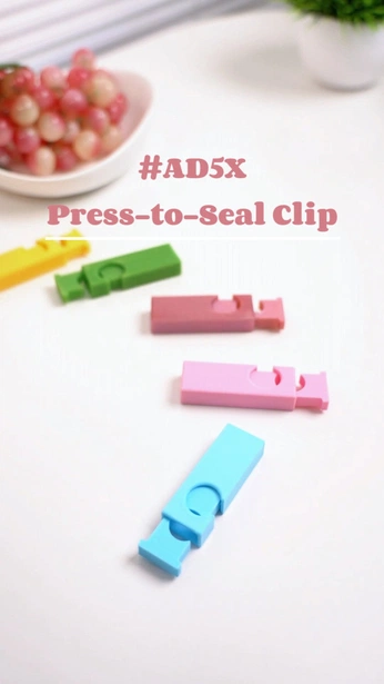 A cover of "3D" cluster. The owner is giannagabriela. The cluster consists of 13 elements.