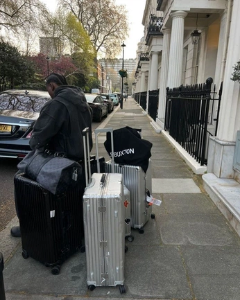 A cover of "Floot Man" cluster. The owner is mrricko. The cluster consists of 16 elements.