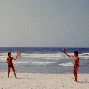 A cover of "Colpo di Sole" cluster. The owner is luduch. The cluster consists of 199 elements.