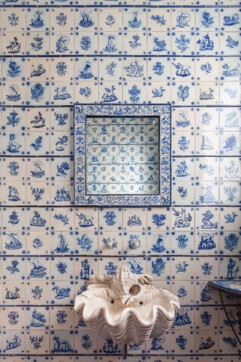 A cover of "Tile Work" cluster. The owner is mr300. The cluster consists of 9 elements.