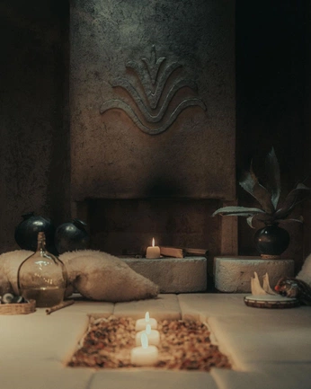 A cover of "Culture of Bathing" cluster. The owner is jobimanson. The cluster consists of 29 elements.