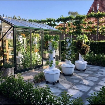 A cover of "Verticalia" cluster. The owner is tabadiez. The cluster consists of 7 elements.