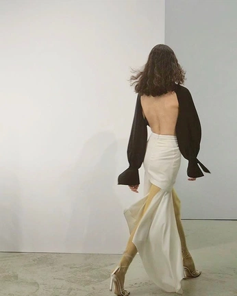 A cover of "Parallel Universe" cluster. The owner is heytashy. The cluster consists of 11 elements.