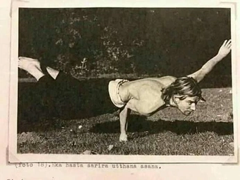 A cover of "kurt[archived]" cluster. The owner is khadymustdie. The cluster consists of 85 elements.