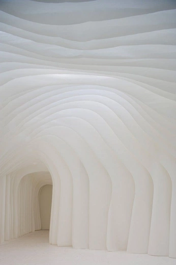 A cover of "New Moon" cluster. The owner is moonpositions. The cluster consists of 3 elements.