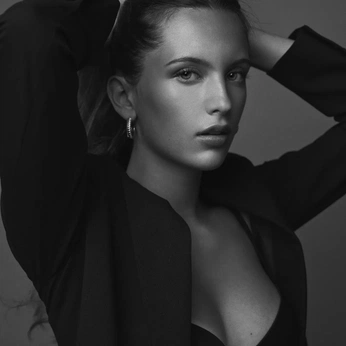 A cover of "Freshpixel" cluster. The owner is moody5. The cluster consists of 36 elements.