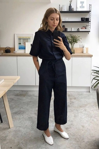 A cover of "DAWNING WEAR" cluster. The owner is gray01. The cluster consists of 1 element.