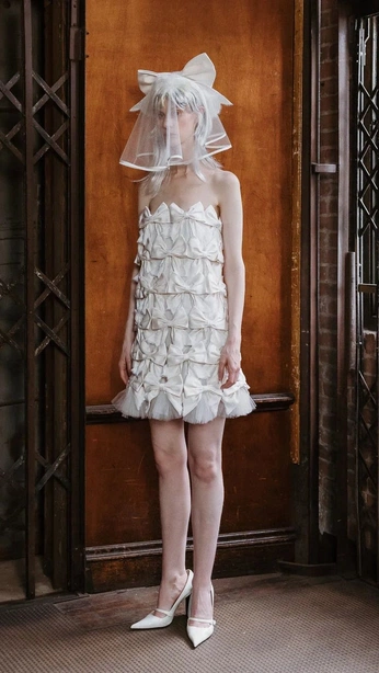 A cover of "wooden" cluster. The owner is namaste.oomm. The cluster consists of 1 element.