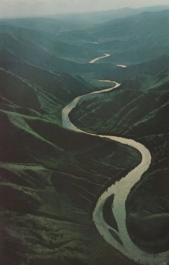 A cover of "River research" cluster. The owner is eylon. The cluster consists of 20 elements.