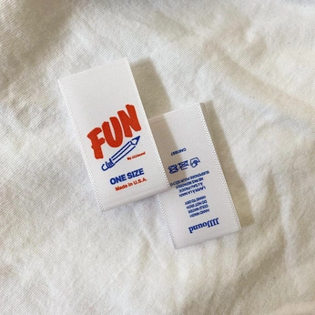 A cover of "Trims" cluster. The owner is shoedoggydog. The cluster consists of 1 element.