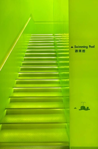 A cover of "Live" cluster. The owner is elisak. The cluster consists of 1 element.