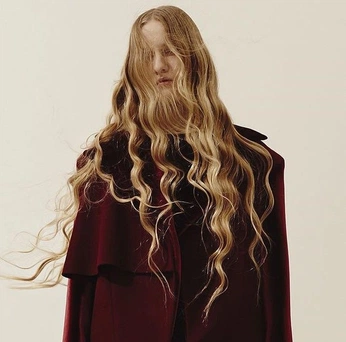 A cover of "hair" cluster. The owner is ellobeastie. The cluster consists of 1 element.