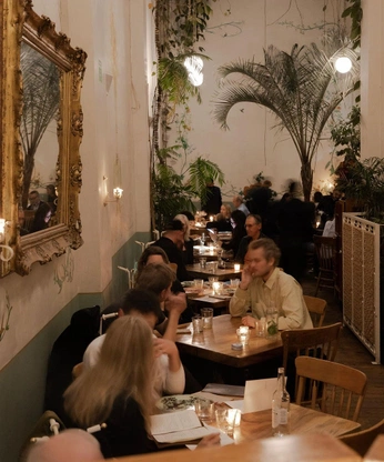 A cover of "space to exist" cluster. The owner is dream. The cluster consists of 76 elements.