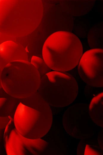 A cover of "red" cluster. The owner is hanneyey. The cluster consists of 8 elements.