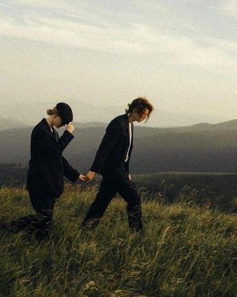 A cover of "Persona" cluster. The owner is mcsummer. The cluster consists of 18 elements.