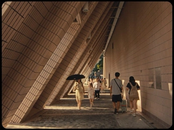 A cover of "1st photoshoot" cluster. The owner is tthea. The cluster consists of 4 elements.