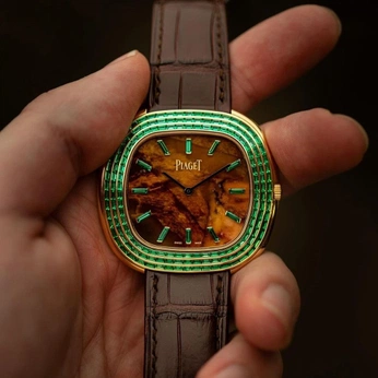 A cover of "Horlogerie" cluster. The owner is james. The cluster consists of 5 elements.