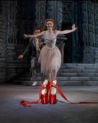 A cover of "Movies" cluster. The owner is madebylanika. The cluster consists of 19 elements.