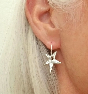 A cover of "Bijoux" cluster. The owner is sixtine2308. The cluster consists of 10 elements.