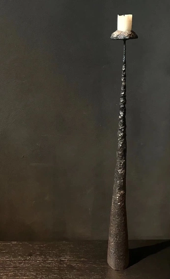 A cover of "Wands" cluster. The owner is illogicalfrog. The cluster consists of 5 elements.