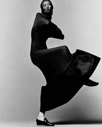 A cover of "fluid" cluster. The owner is andrewarthur. The cluster consists of 27 elements.