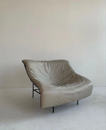 A cover of "오브제" cluster. The owner is uiyyoung. The cluster consists of 16 elements.