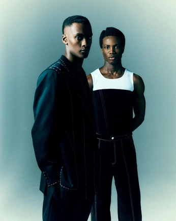 A cover of "Ricoh" cluster. The owner is bearfalcon. The cluster consists of 57 elements.