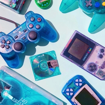 A cover of "Nostalgic" cluster. The owner is kiko. The cluster consists of 39 elements.