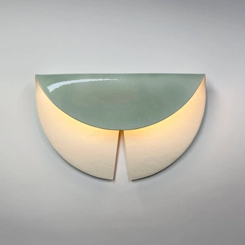 A cover of "light" cluster. The owner is erin. The cluster consists of 4 elements.