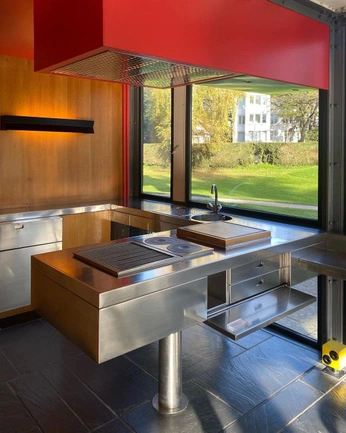 A cover of "HOME INSPO" cluster. The owner is jessjiheechoi. The cluster consists of 35 elements.