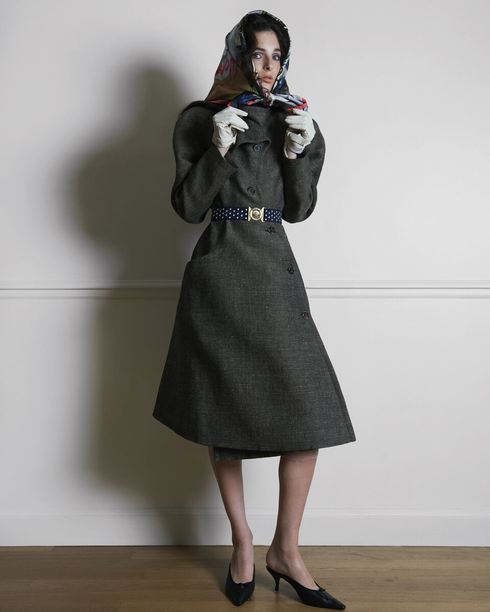 Look 1 from the Vivienne Westwood Spring 2026 ready-to-wear collection.
