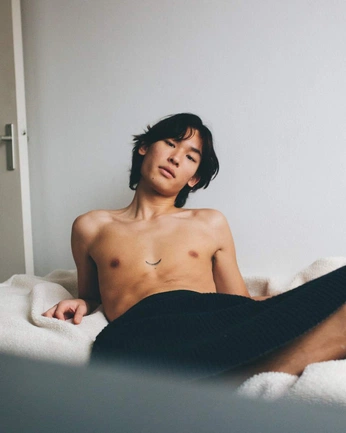 A cover of "men" cluster. The owner is illusio. The cluster consists of 43 elements.