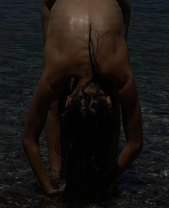 A cover of "Calm" cluster. The owner is aquawave05. The cluster consists of 5 elements.