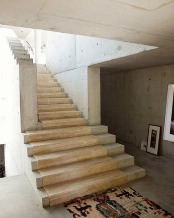 A cover of "SCALE" cluster. The owner is edoardopatetta. The cluster consists of 4 elements.